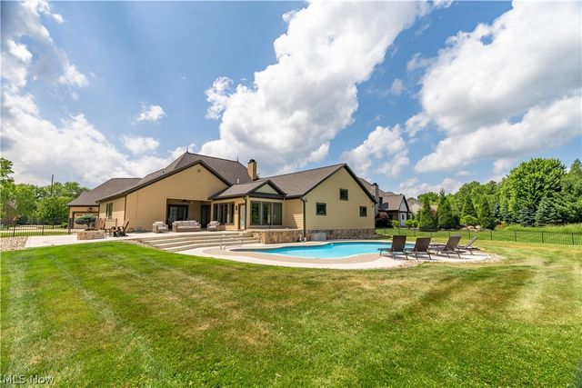 7912 Greenwich Boulevard NW, Massillon, OH 44646