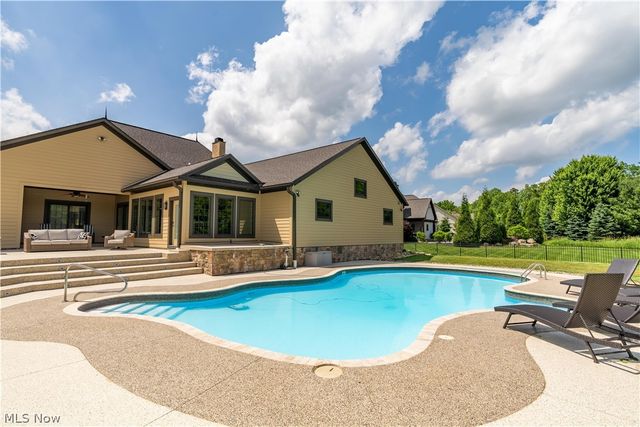 7912 Greenwich Boulevard NW, Massillon, OH 44646