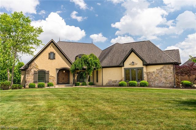 7912 Greenwich Boulevard NW, Massillon, OH 44646