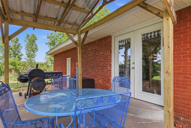 759 S Harrah Road, Harrah, OK 73045