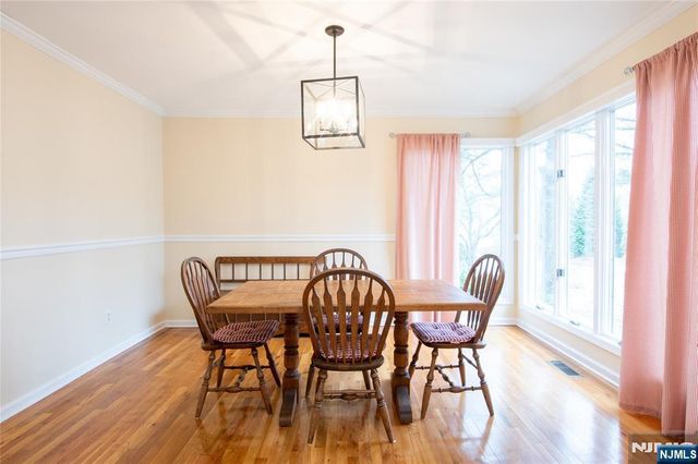 28 Old Fourth Drive, Jefferson Township, NJ 07438