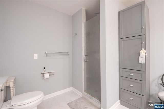28 Old Fourth Drive, Jefferson Township, NJ 07438