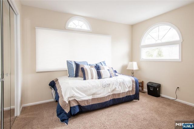 28 Old Fourth Drive, Jefferson Township, NJ 07438