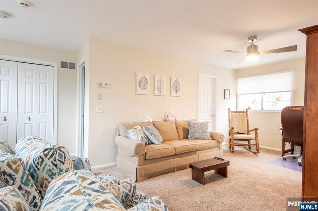 28 Old Fourth Drive, Jefferson Township, NJ 07438