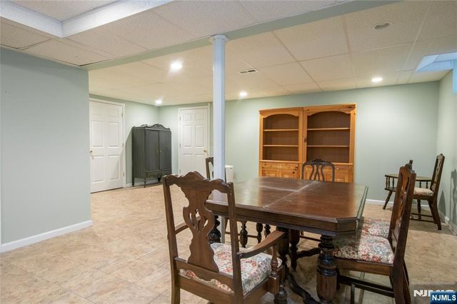 28 Old Fourth Drive, Jefferson Township, NJ 07438