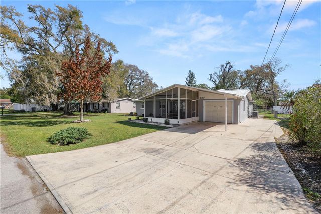 927 JERE CIRCLE, Lakeland, FL 33801