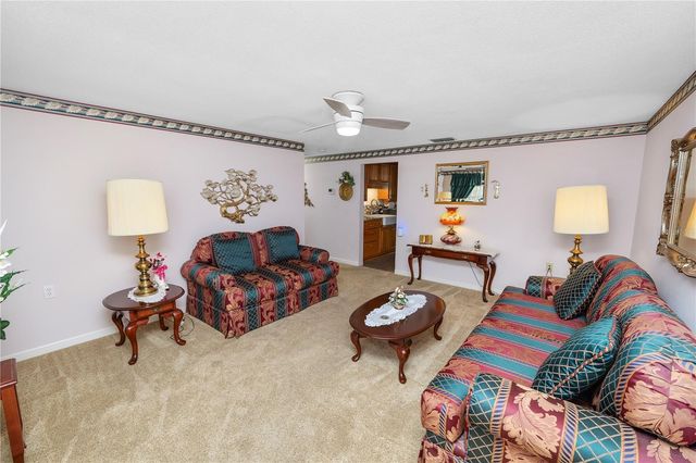 927 JERE CIRCLE, Lakeland, FL 33801