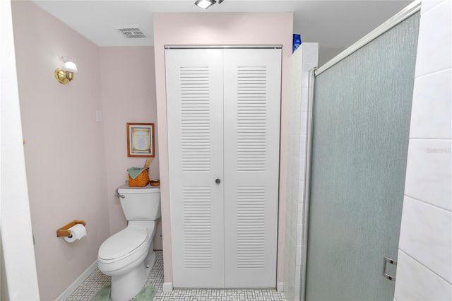 927 JERE CIRCLE, Lakeland, FL 33801