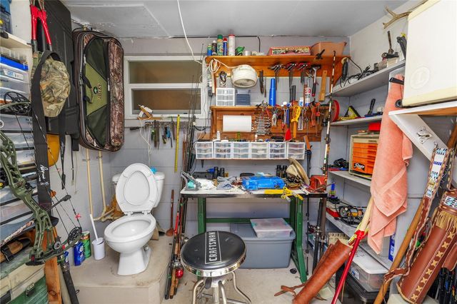 927 JERE CIRCLE, Lakeland, FL 33801