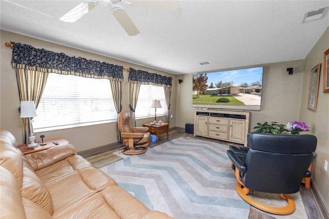 927 JERE CIRCLE, Lakeland, FL 33801