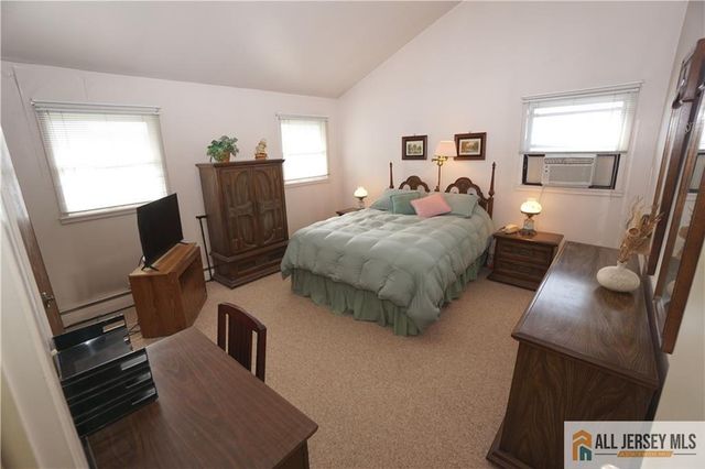 32 Predmore Avenue, Colonia, NJ 07067