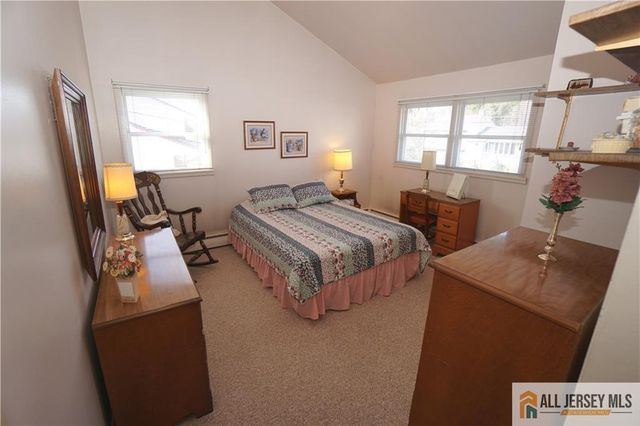 32 Predmore Avenue, Colonia, NJ 07067