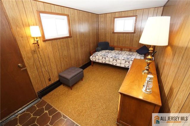 32 Predmore Avenue, Colonia, NJ 07067