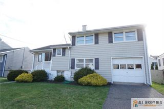 32 Predmore Avenue, Colonia, NJ 07067
