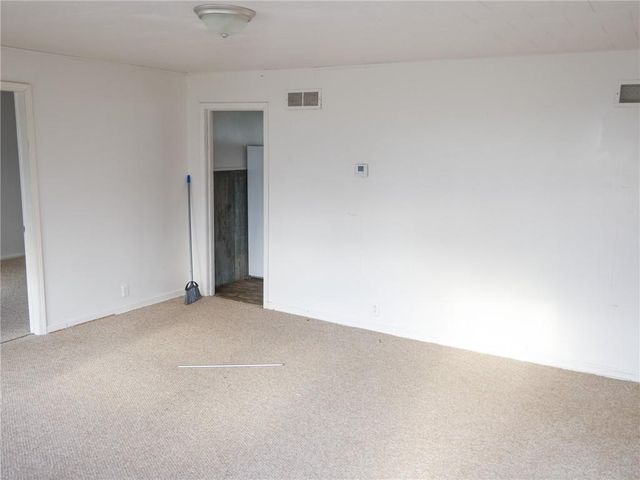 706 N Broadway Street, Princeton, MO 64673