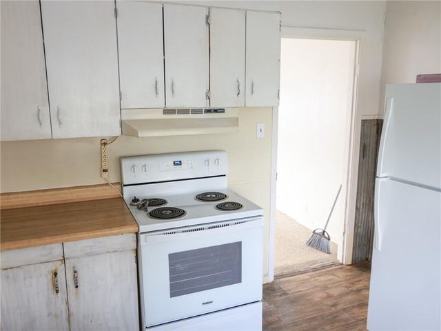 706 N Broadway Street, Princeton, MO 64673