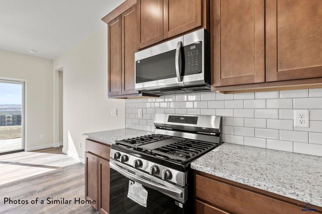 312 MIRIAM CT, Rapid City, SD 57701