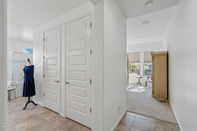 2324 E Dream Catcher Drive, Green Valley, AZ 85614