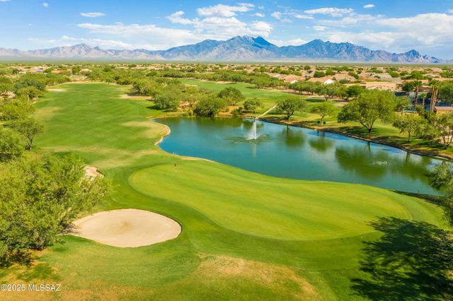 2324 E Dream Catcher Drive, Green Valley, AZ 85614