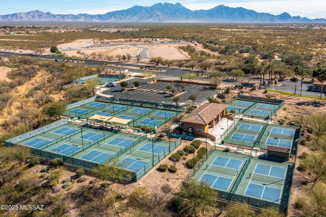 2324 E Dream Catcher Drive, Green Valley, AZ 85614