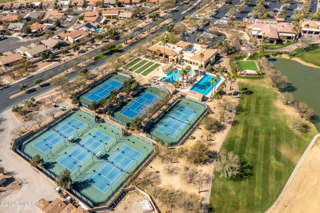 2324 E Dream Catcher Drive, Green Valley, AZ 85614