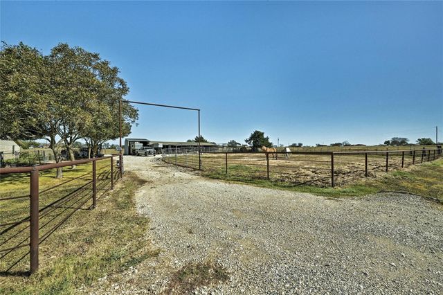 9806 Schmidt LN, Manor, TX 78653