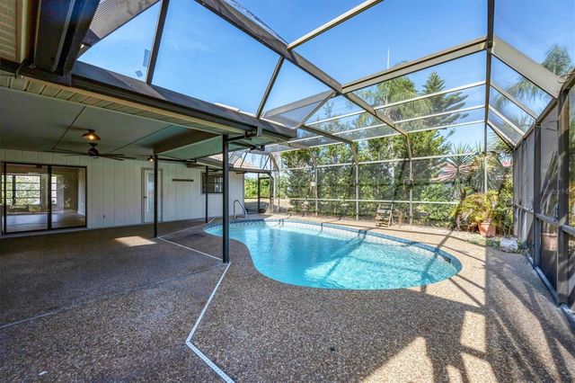 404 FIRETHORN AVENUE, Englewood, FL 34223