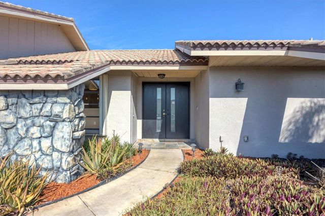 404 FIRETHORN AVENUE, Englewood, FL 34223