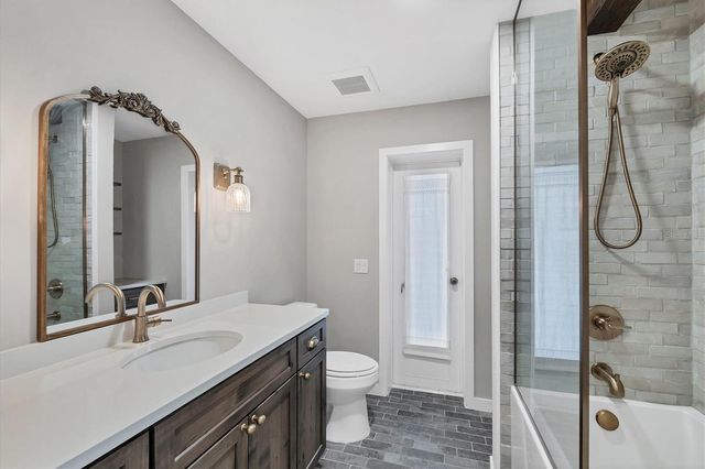 404 FIRETHORN AVENUE, Englewood, FL 34223