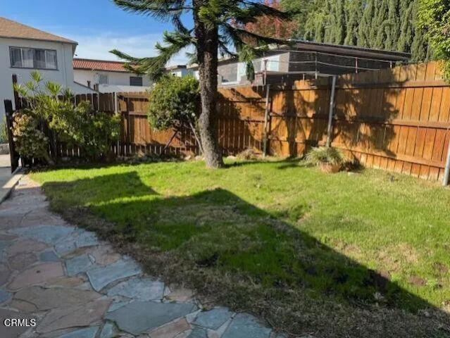 2513 Foothill Boulevard, La Crescenta, CA 91214