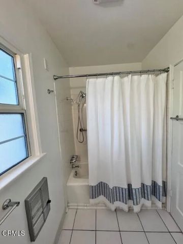 2513 Foothill Boulevard, La Crescenta, CA 91214