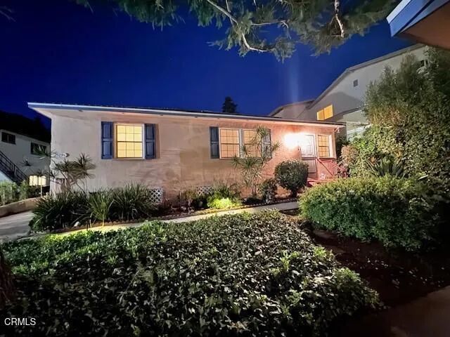 2513 Foothill Boulevard, La Crescenta, CA 91214