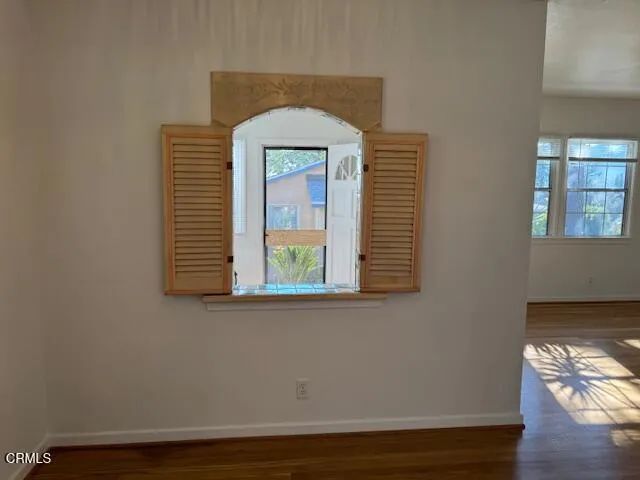 2513 Foothill Boulevard, La Crescenta, CA 91214