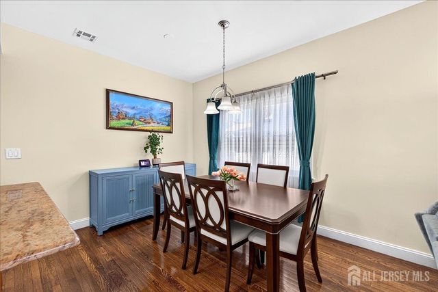 73 Ethel Street, Menlo Park Terrace, NJ 08840
