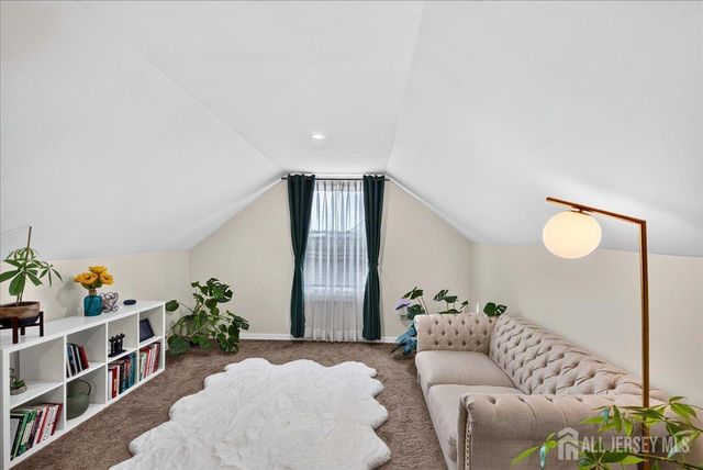 73 Ethel Street, Menlo Park Terrace, NJ 08840