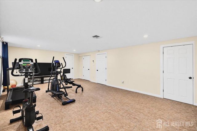 73 Ethel Street, Menlo Park Terrace, NJ 08840