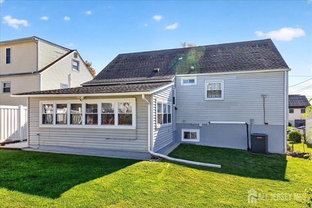 73 Ethel Street, Menlo Park Terrace, NJ 08840