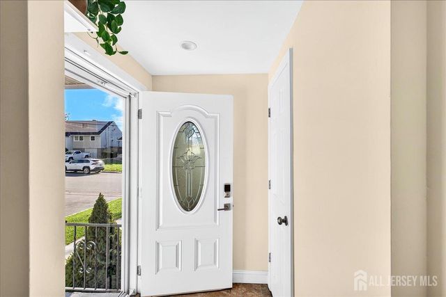 73 Ethel Street, Menlo Park Terrace, NJ 08840