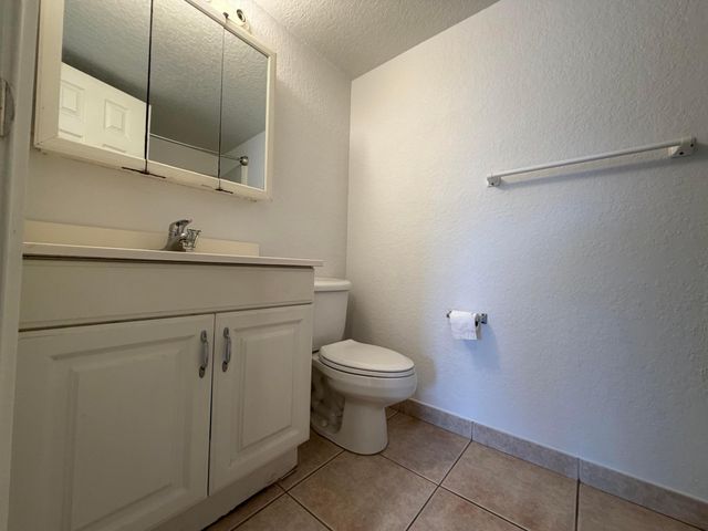 2401 Riverside Drive 217-b, Coral Springs, FL 33065