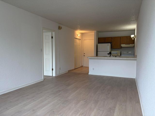 2401 Riverside Drive 217-b, Coral Springs, FL 33065