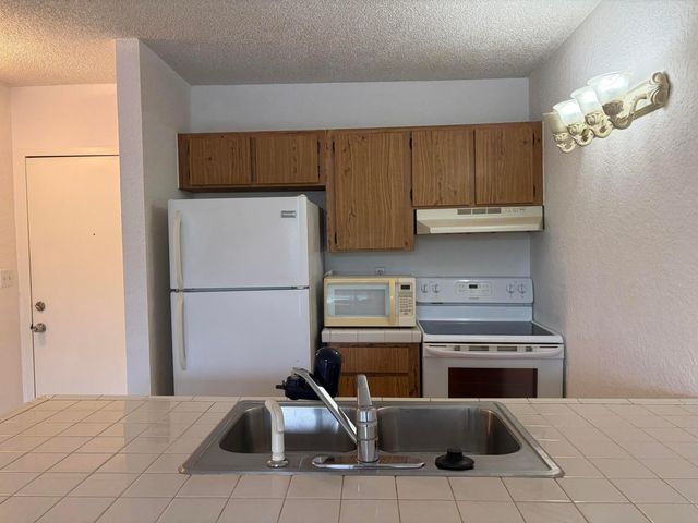 2401 Riverside Drive 217-b, Coral Springs, FL 33065