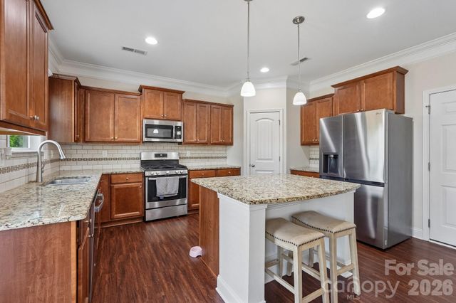 2609 Lakefront Drive, Belmont, NC 28012