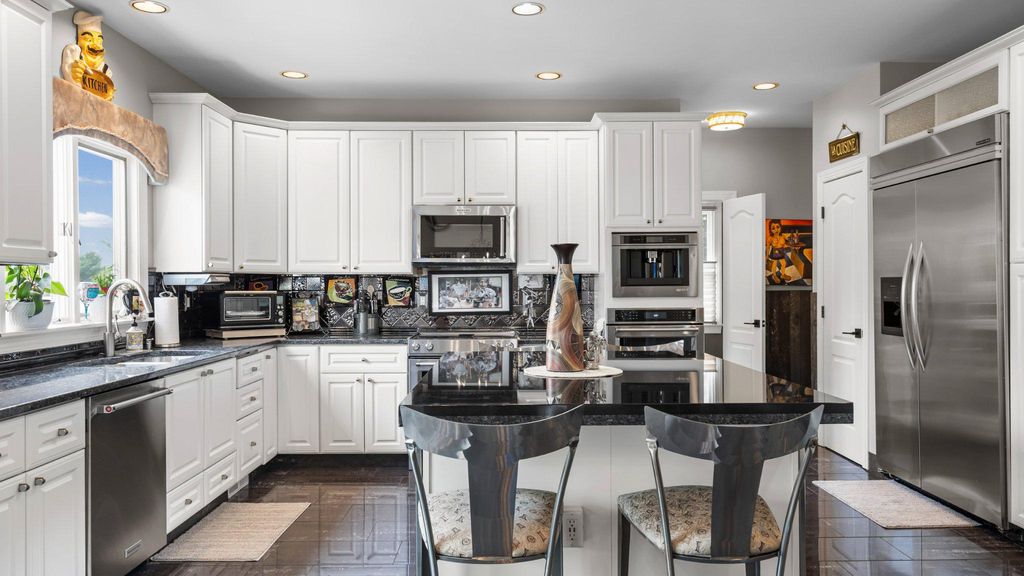 Image 21 of property listing at 7414 LONGFIELD DR, Kingsville, MD 21087