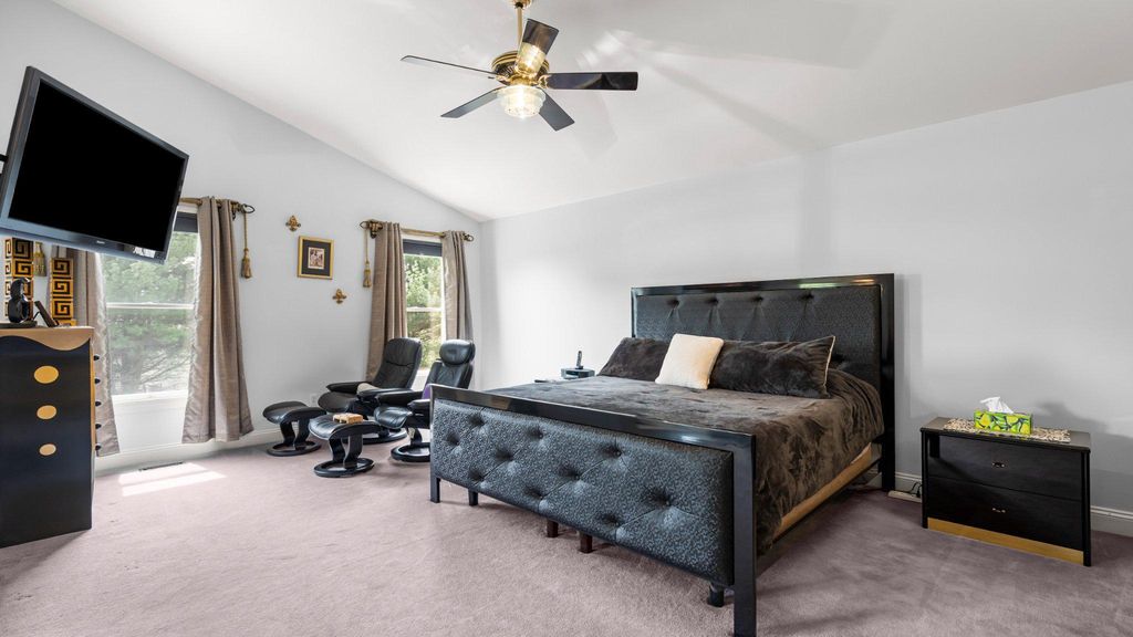 Image 32 of property listing at 7414 LONGFIELD DR, Kingsville, MD 21087