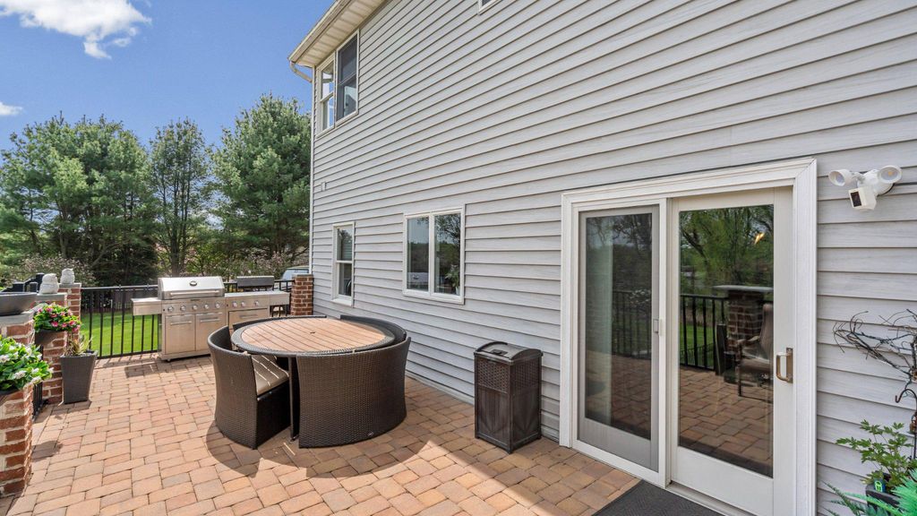 Image 58 of property listing at 7414 LONGFIELD DR, Kingsville, MD 21087