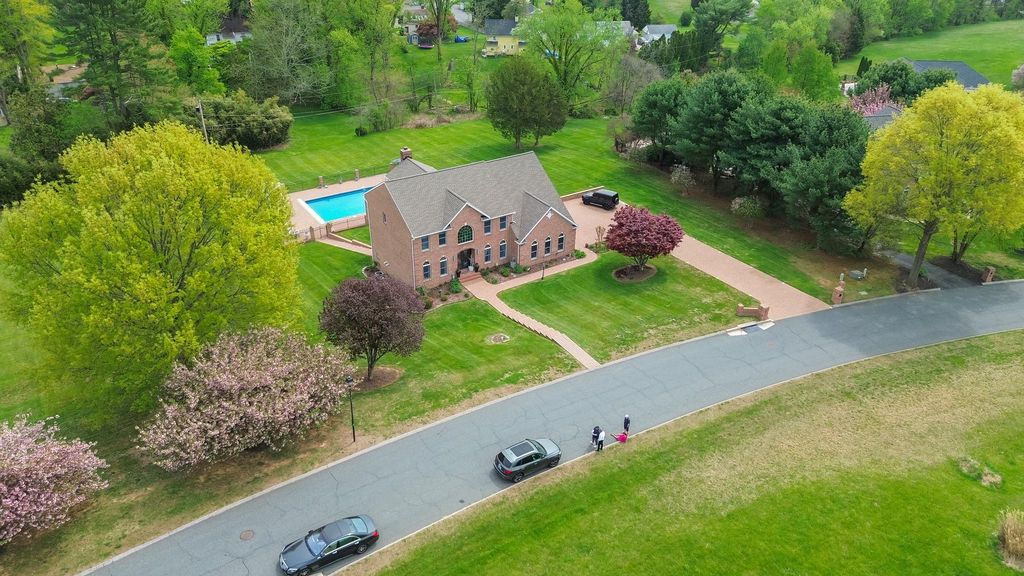 Image 74 of property listing at 7414 LONGFIELD DR, Kingsville, MD 21087