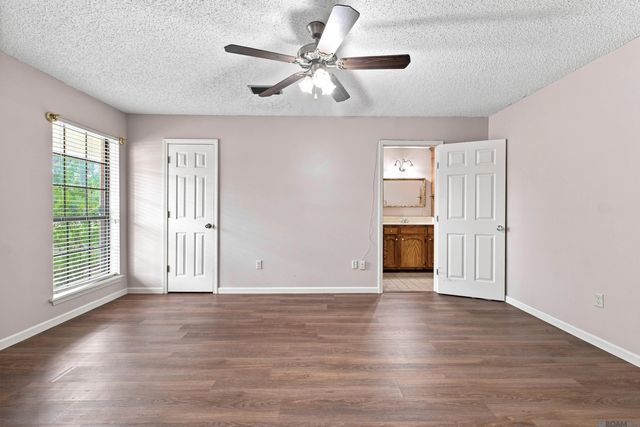 35384 Curtis Dr, Denham Springs, LA 70706