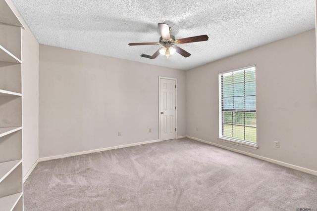 35384 Curtis Dr, Denham Springs, LA 70706