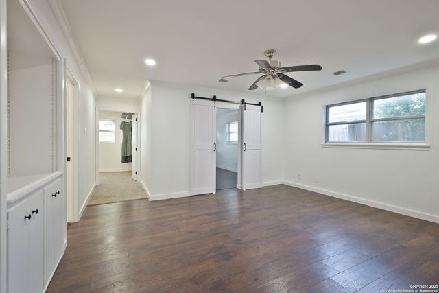 425 Winfield Blvd, San Antonio, TX 78239