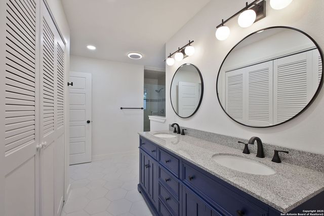 425 Winfield Blvd, San Antonio, TX 78239